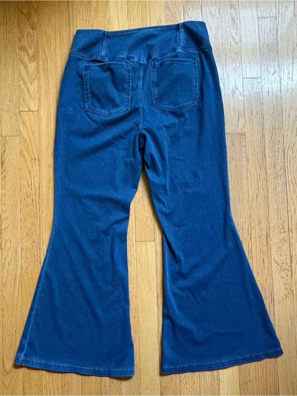 HALARA Flex™ Crossover High Waisted Flare Jeans in Blue Wash -XL Petite NWT